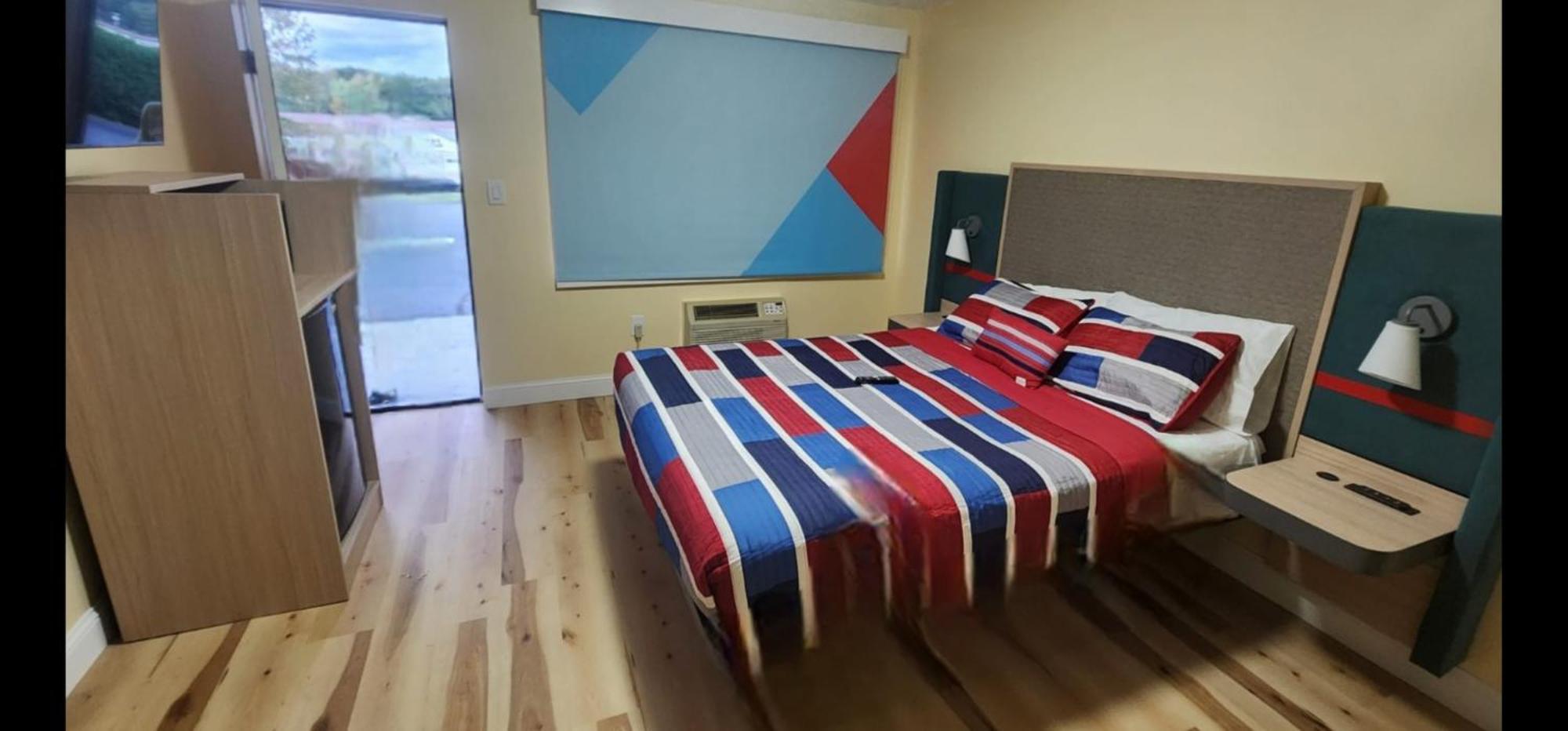 Americas Best Value Inn Providence-North Scituate Экстерьер фото