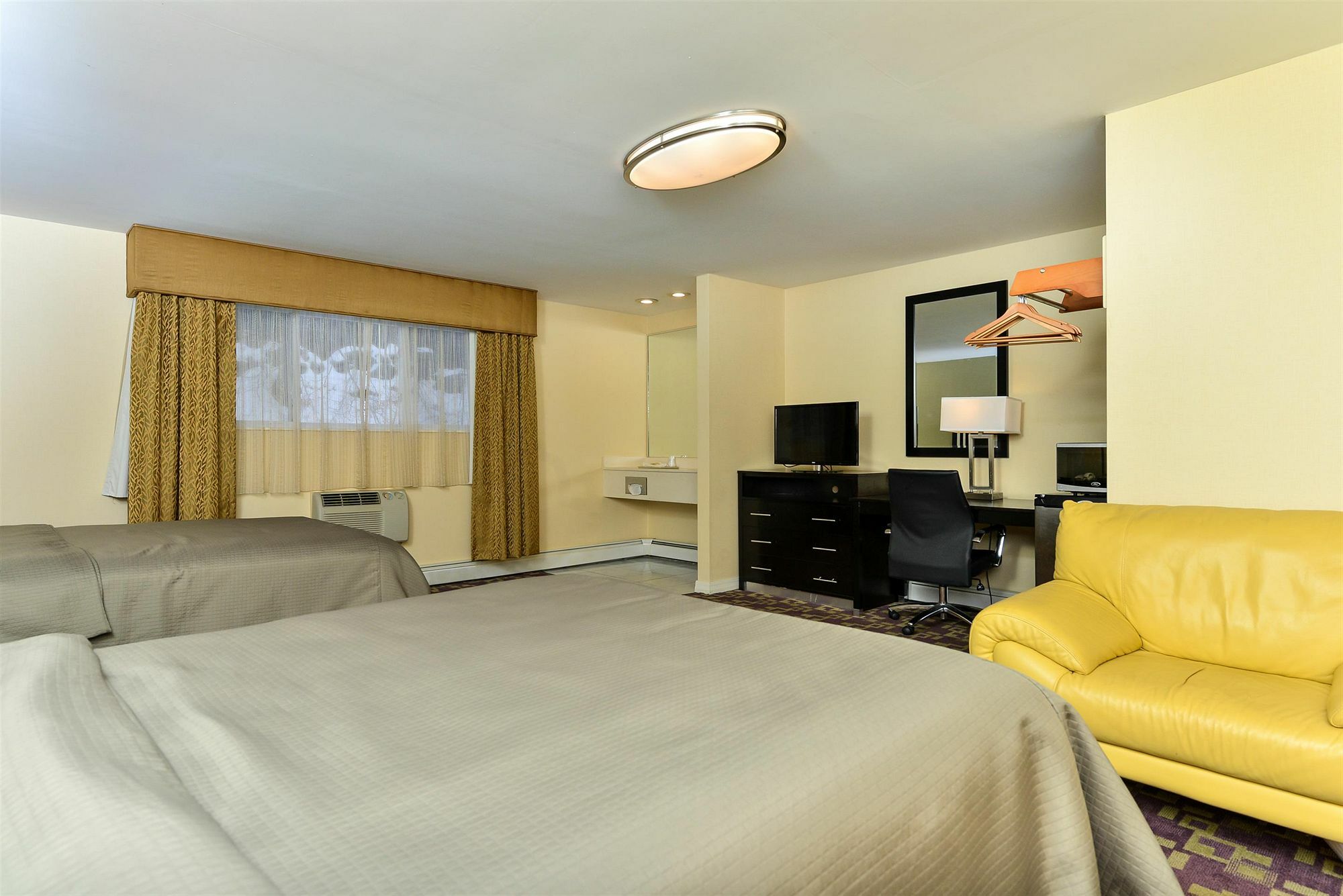 Americas Best Value Inn Providence-North Scituate Экстерьер фото